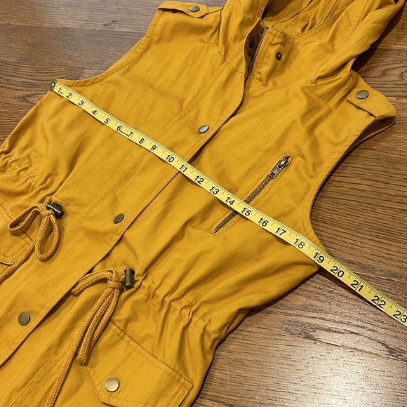 Zenana Outfitters Utility Vest. Small. New with tags - Picture 9 of 17